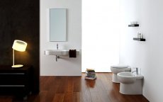 Łazienka, ceramika sanitarna Touch w wersji stojącej